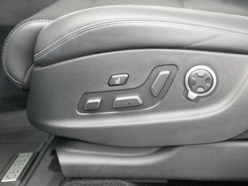 Certified 2024 Genesis GV70 2.5T w/ Sport Prestige Package image 13