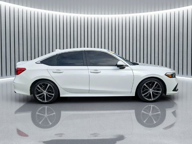 Used 2024 Honda Civic Touring image 3
