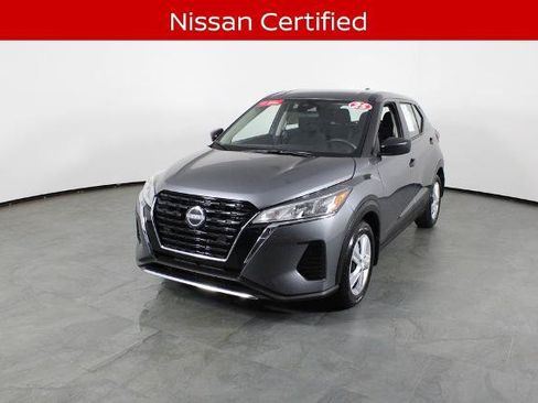 Certified 2025 Nissan Kicks Play S FWD image 2