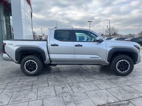 New 2026 Toyota Tacoma TRD Off-Road image 6