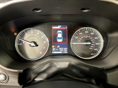 Used 2023 Subaru Crosstrek 2.5i Limited AWD/4WD image 13