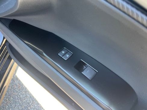 Used 2026 Toyota Camry Hybrid image 28