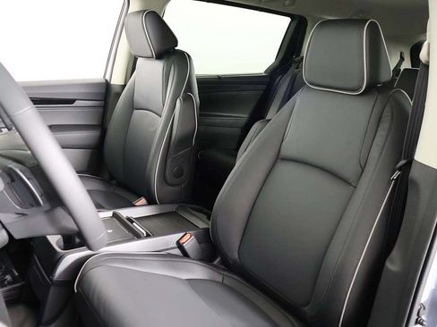 New 2026 Honda Odyssey Touring image 16