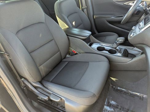 Certified 2024 Chevrolet Malibu LT image 11