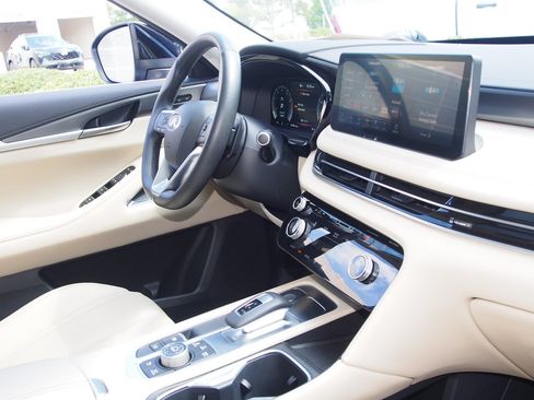 Used 2025 INFINITI QX60 Luxe AWD/4WD image 10
