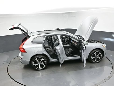 Used 2024 Volvo XC60 B5 Ultimate w/ Climate Package AWD/4WD image 50