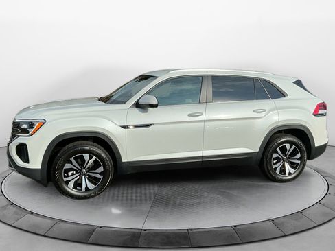 New 2026 Volkswagen Atlas Cross Sport SE image 4
