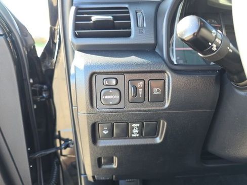 Used 2021 Toyota 4Runner Limited image 25