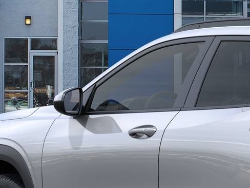 New 2026 Chevrolet Trax LT w/ Driver Confidence Package FWD image 13