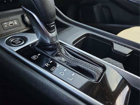 Used 2024 Nissan Sentra SV image 20