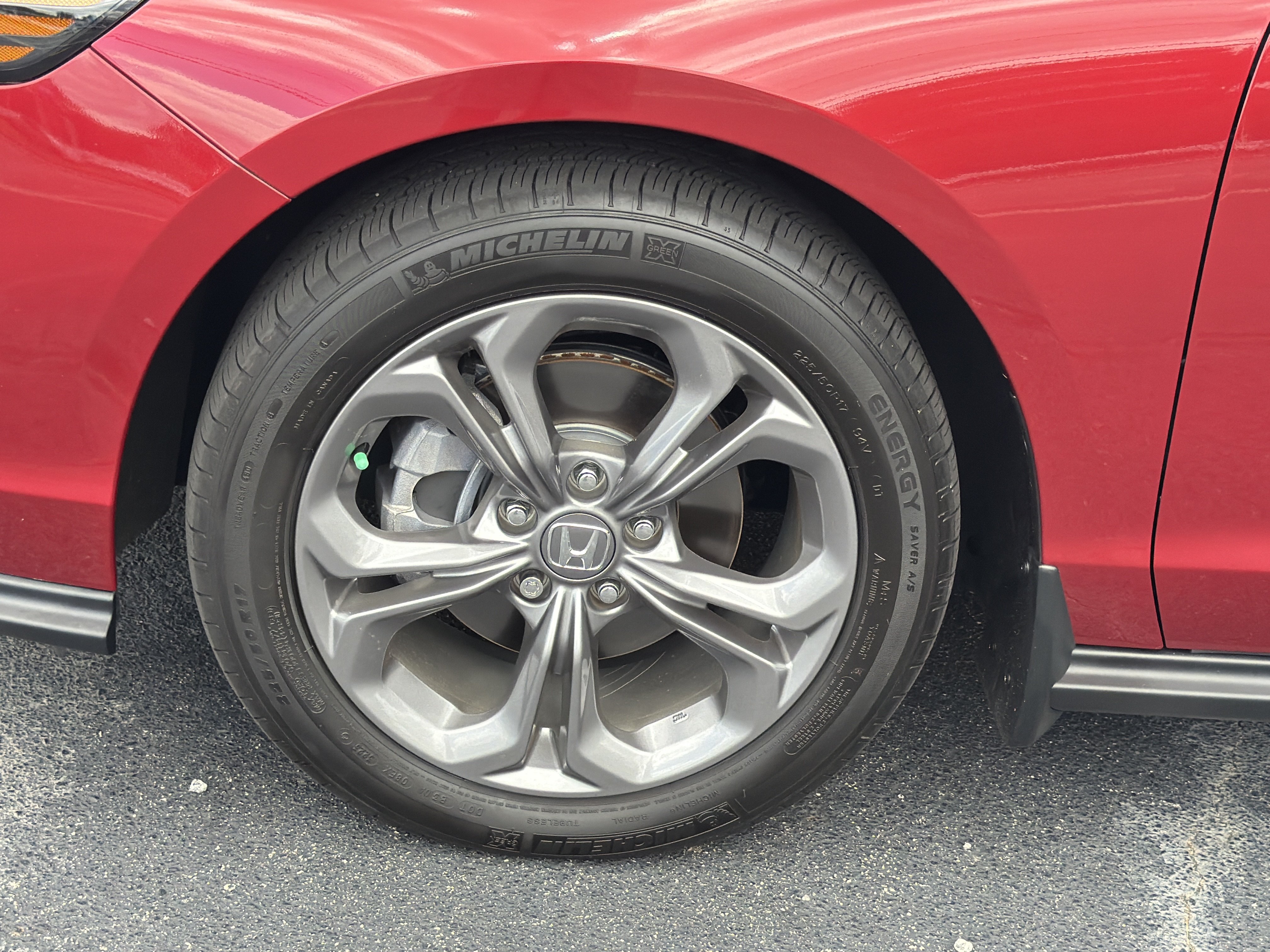 Used 2024 Honda Accord EX image 11