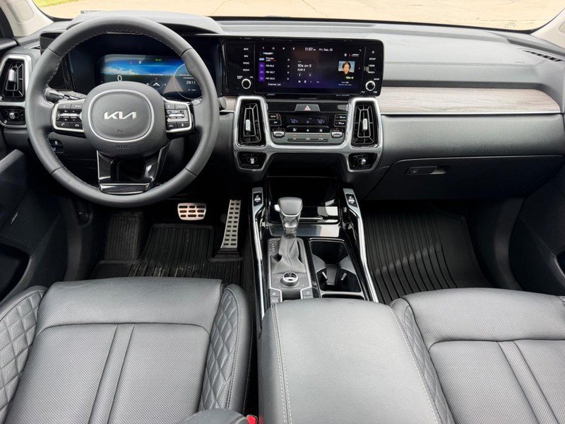Used 2022 Kia Sorento SX Prestige AWD/4WD image 11
