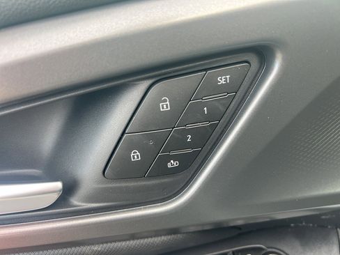 New 2026 Chevrolet Equinox EV RS image 14