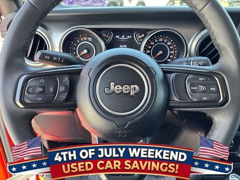 Used 2023 Jeep Gladiator Sport AWD/4WD image 21