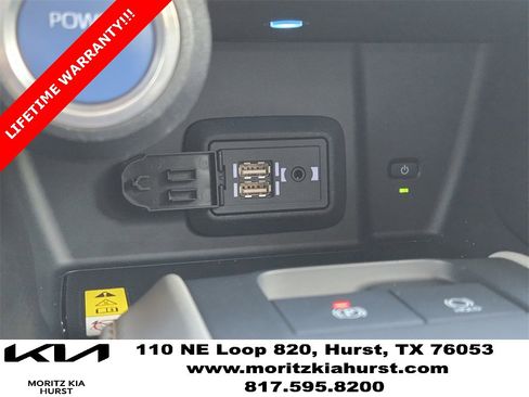 Used 2021 Toyota Venza LE image 23