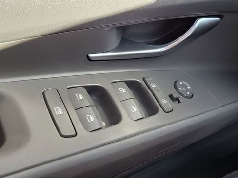 New 2026 Hyundai Elantra SE image 14