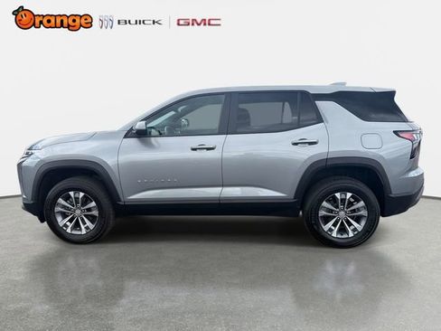 Used 2026 Chevrolet Equinox LT FWD image 6