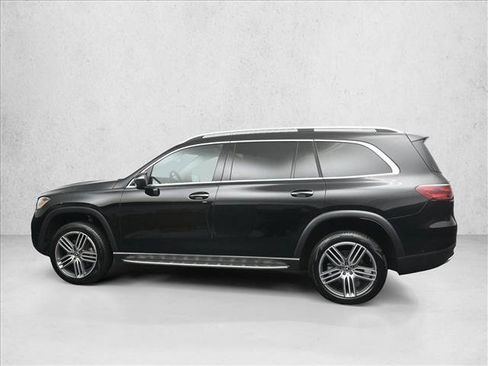 Certified 2026 Mercedes-Benz GLS 450 4MATIC image 2