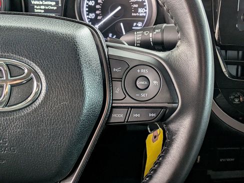 Used 2024 Toyota Camry SE image 16