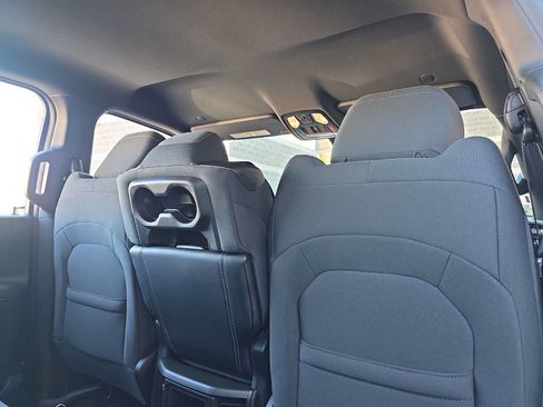 Used 2026 RAM 1500 Express AWD/4WD image 16