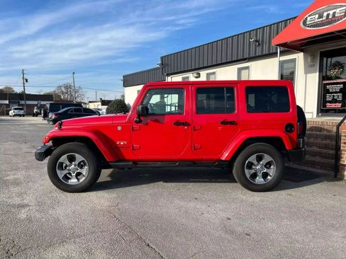 Used 2017 Jeep Wrangler Unlimited Sahara image 10