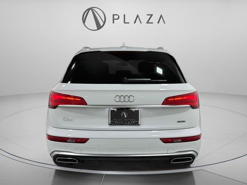 Certified 2023 Audi Q5 2.0T Premium w/ Convenience Package image 4