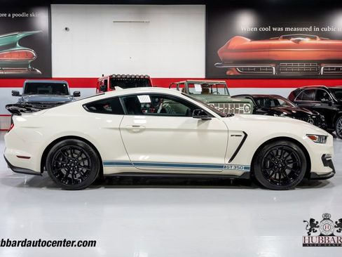 Used 2020 Ford Mustang Shelby GT350 w/ Technology Package RWD image 9