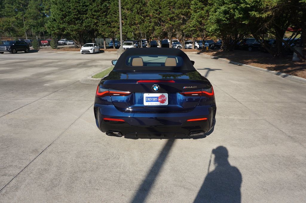 Used 2024 BMW M440i Convertible RWD image 22