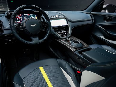 Used 2023 Aston Martin DBX 707 AWD/4WD image 2
