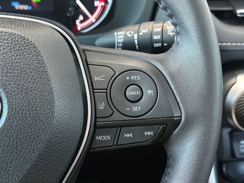 Used 2024 Toyota RAV4 XLE Premium image 27