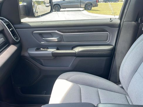 Certified 2022 RAM 1500 Big Horn AWD/4WD image 29