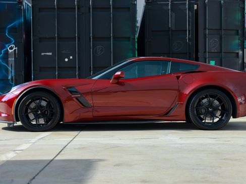 Used 2017 Chevrolet Corvette Grand Sport RWD image 4