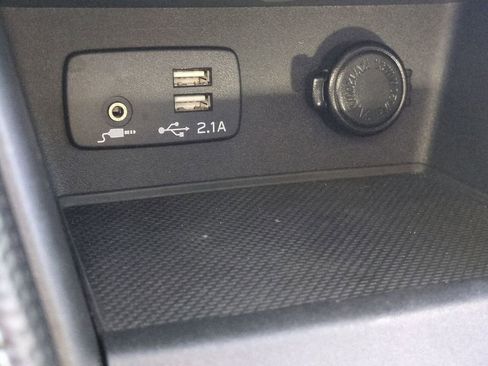 Used 2024 Subaru Forester Touring image 24