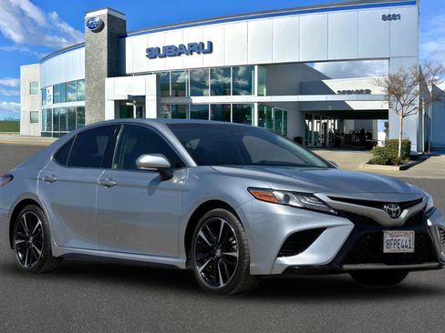 Used 2018 Toyota Camry XSE w/ Accessory Appearance Package image 5