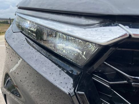 Certified 2025 Honda CR-V EX image 12