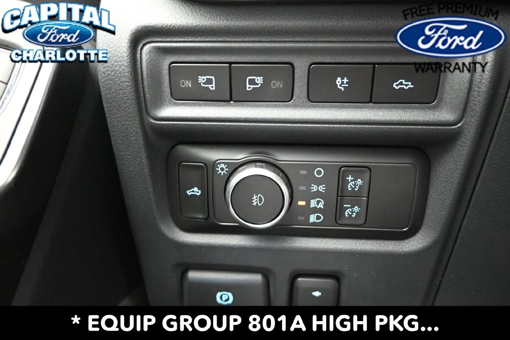 Used 2022 Ford F150 Raptor w/ Equipment Group 801A High AWD/4WD image 19