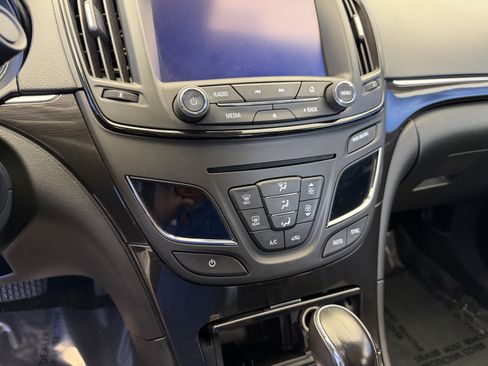 Used 2014 Buick Regal FWD image 21