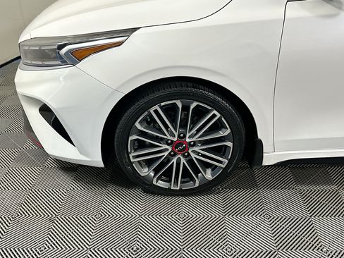 Used 2022 Kia Forte GT FWD image 11