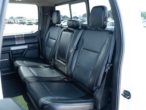 Used 2017 Ford F250 Lariat w/ Lariat Ultimate Package AWD/4WD image 14