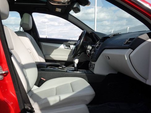 Used 2010 Mercedes-Benz C 300 Sedan image 67
