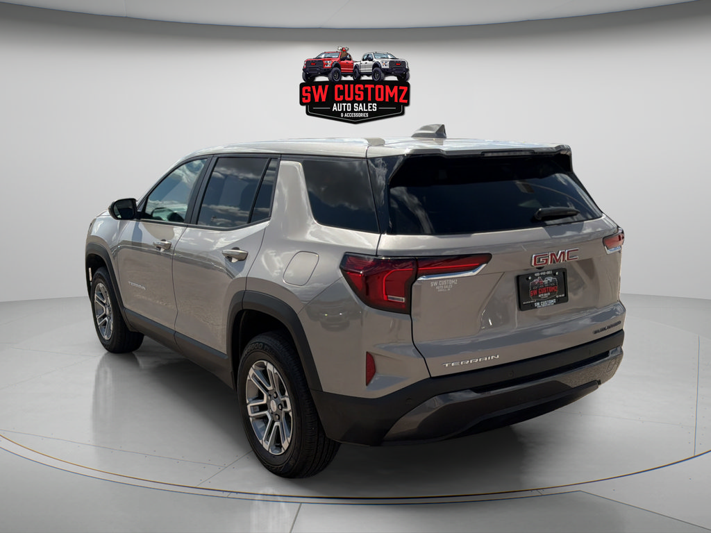 Used 2026 GMC Terrain Elevation FWD image 5