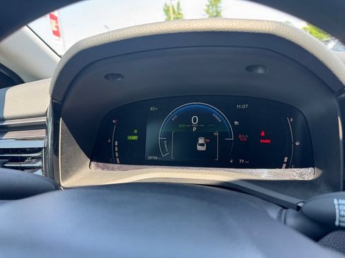 Used 2025 Toyota Camry LE FWD image 21