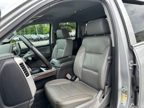 Used 2017 GMC Sierra 1500 SLT w/ SLT Premium Package AWD/4WD image 18