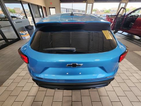 Used 2026 Chevrolet Trax RS w/ Driver Confidence Package FWD image 5