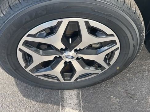 Used 2021 Subaru Forester Premium image 10