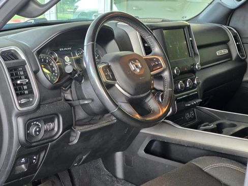 Used 2019 RAM 1500 Big Horn RWD image 9
