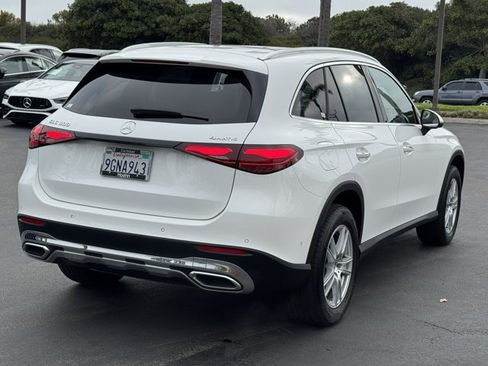 Used 2023 Mercedes-Benz GLC 300 4MATIC image 11