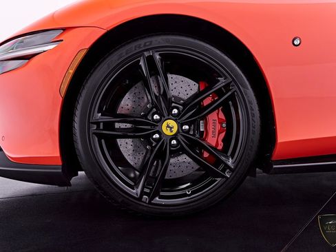 Used 2021 Ferrari Roma RWD image 3