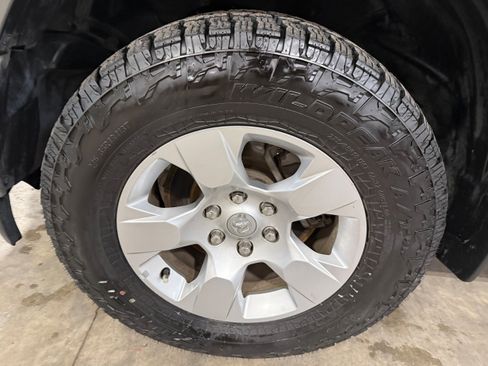 Used 2019 RAM 1500 Big Horn image 39