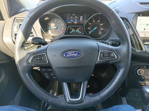 Certified 2017 Ford Escape Titanium w/ Canadian Touring Package image 16